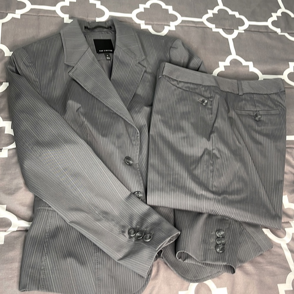 The Limited suit